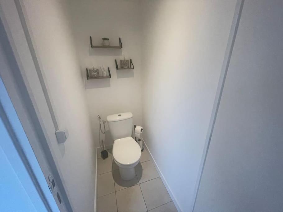Appartement Studio Equipe à Valenciennes Extérieur photo